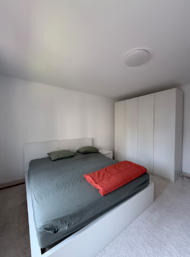 Chambre dans un appartement partagé