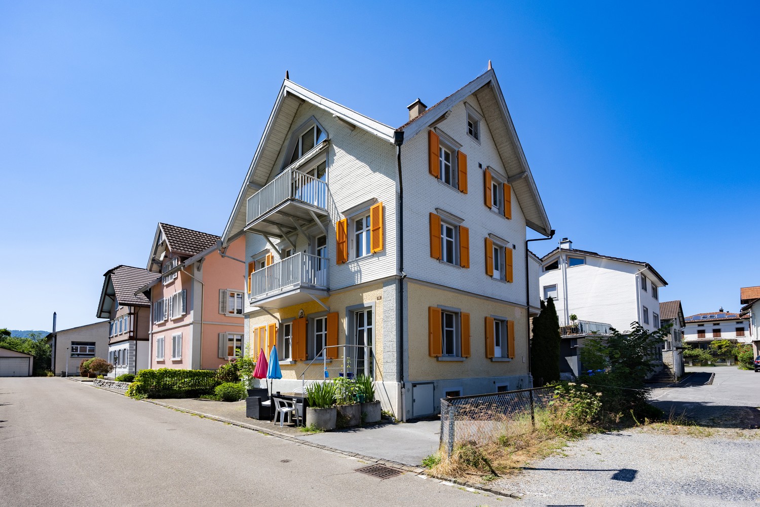 Maison individuelle de 8 ½ pièces, photo 2 sur 10
