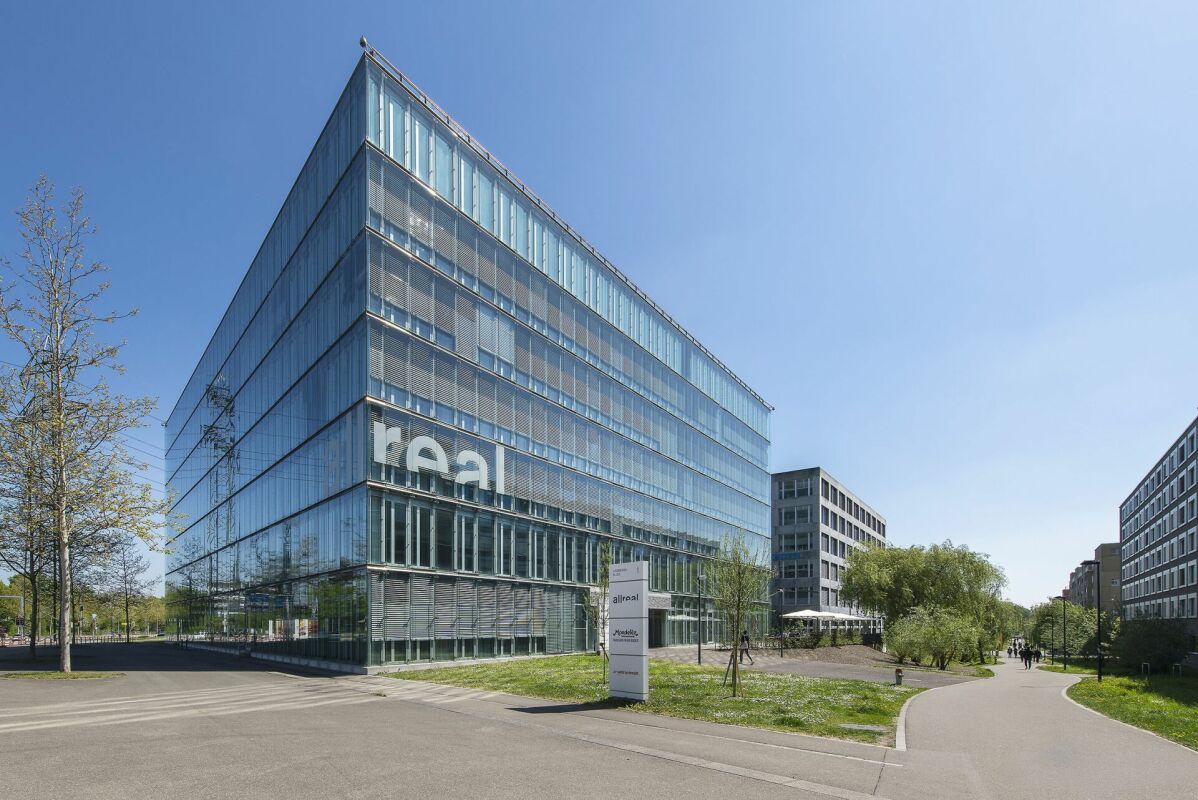 1500m² de bureaux, photo 1 sur 10