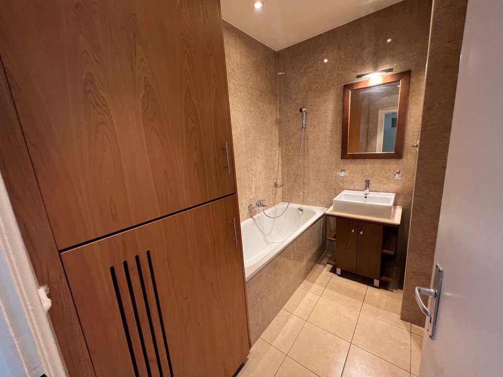 3 rooms apartment (7)