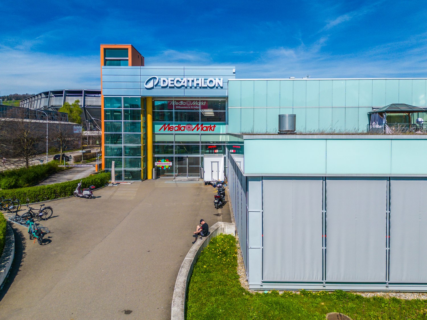 375m² shopping centre, Foto 1 von 8