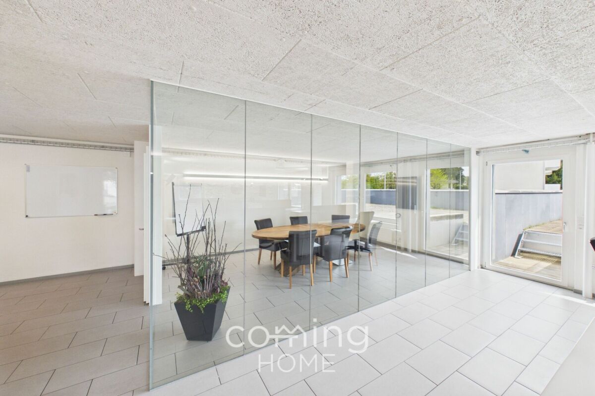 230m² commercial, Foto 2 von 10
