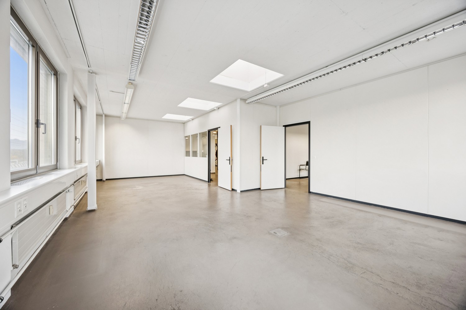 269m² commercial