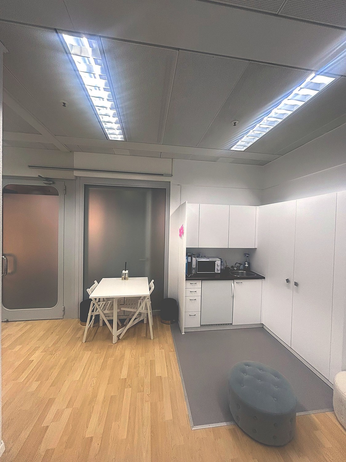 31m² commercial, Foto 1 von 3