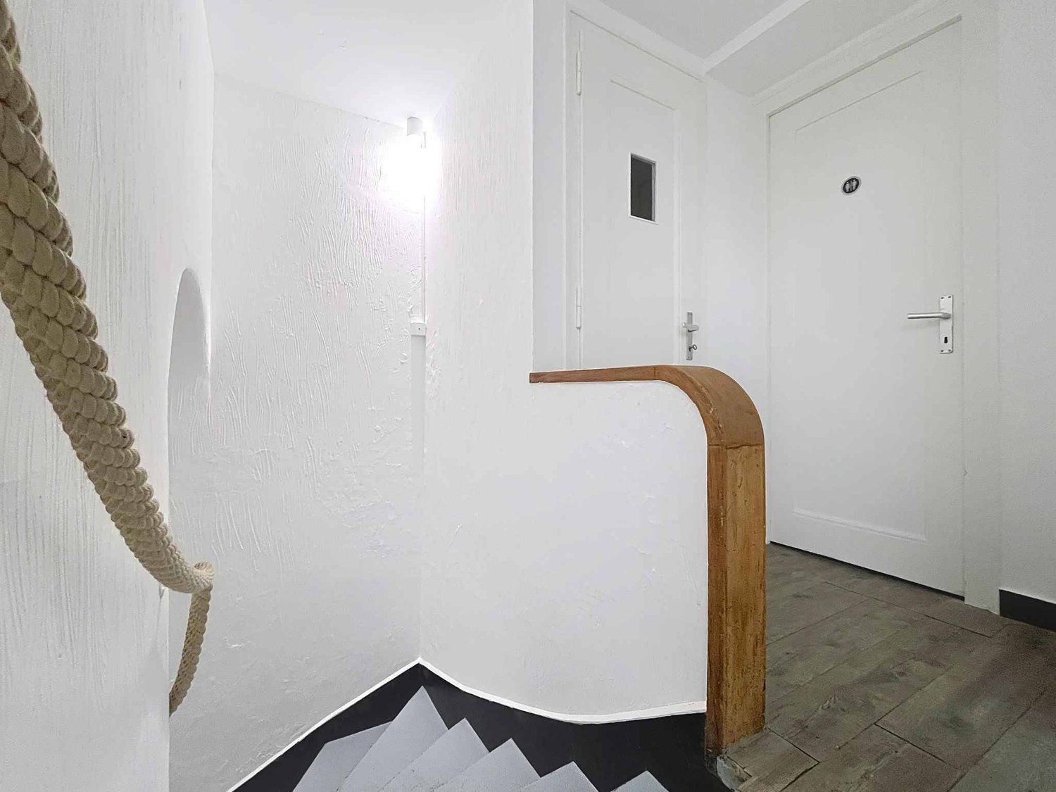 410m² commercial, photo 9 sur 10