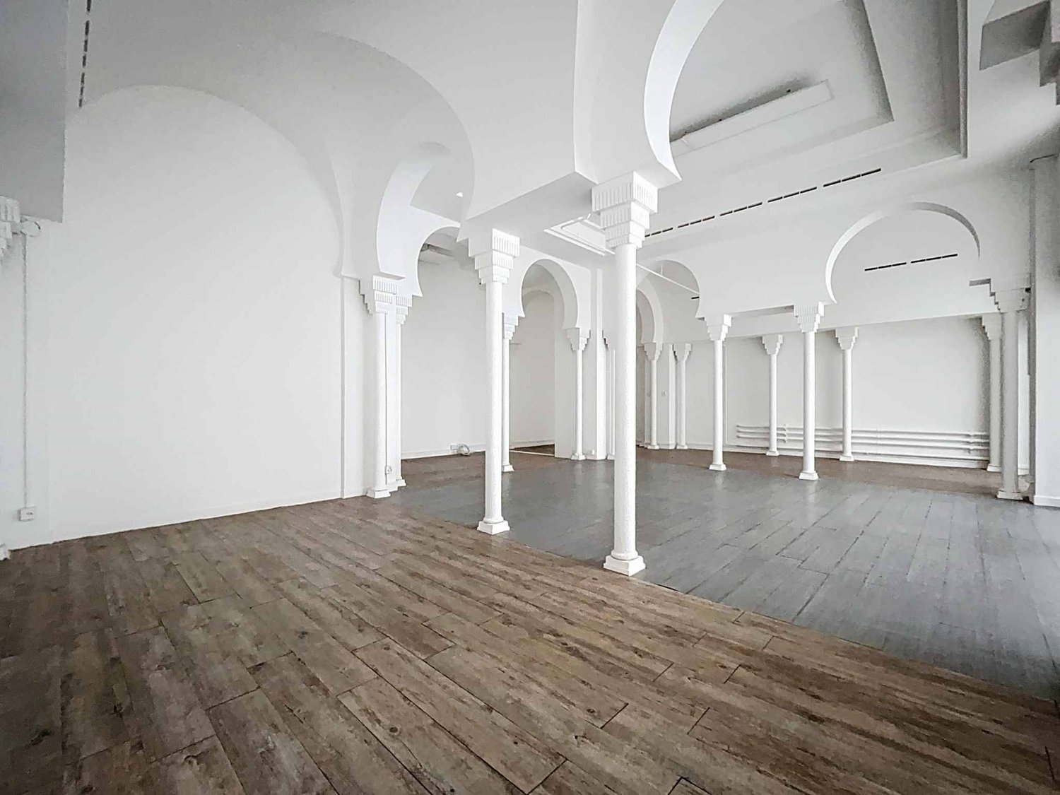 410m² commercial, photo 4 sur 10
