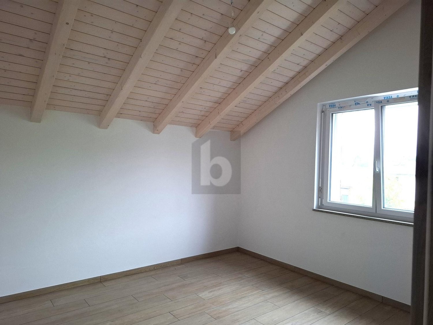 4 ½ Zimmer Attikawohnung, Foto 3 von 4
