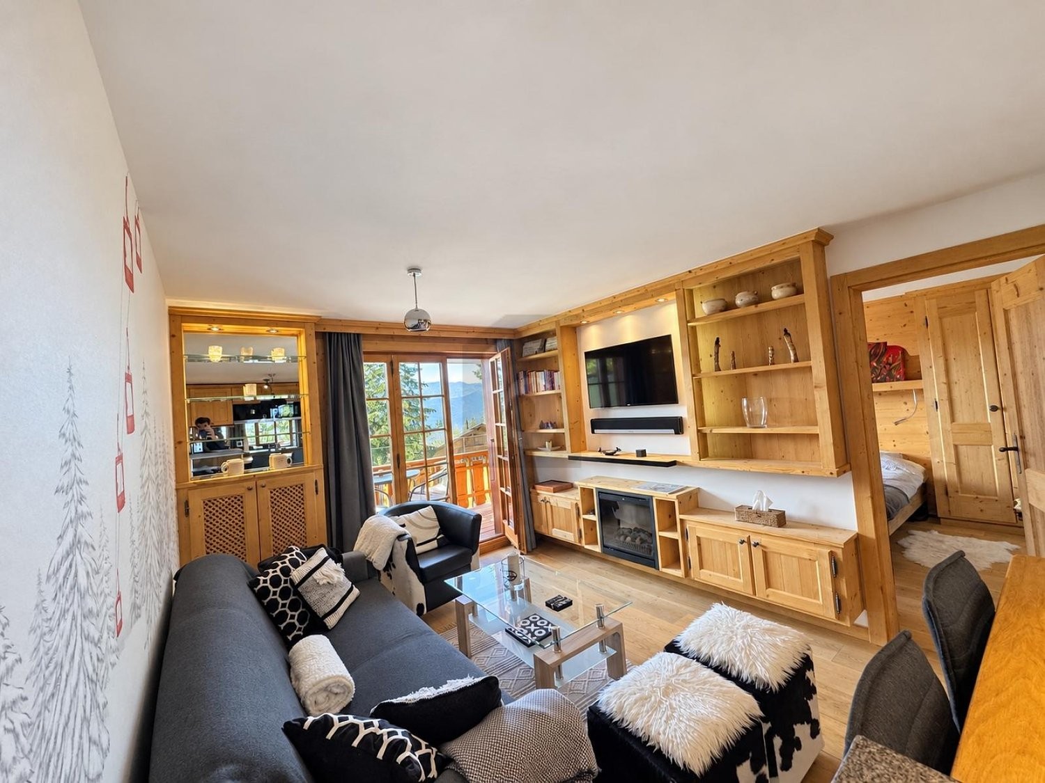 Möblierte 4 ½ Zimmer Wohnung, Foto 4 von 4