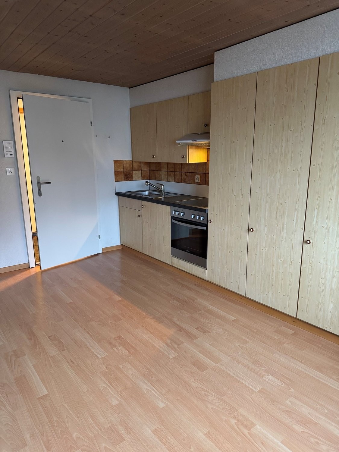 1 room studio, Foto 5 von 6