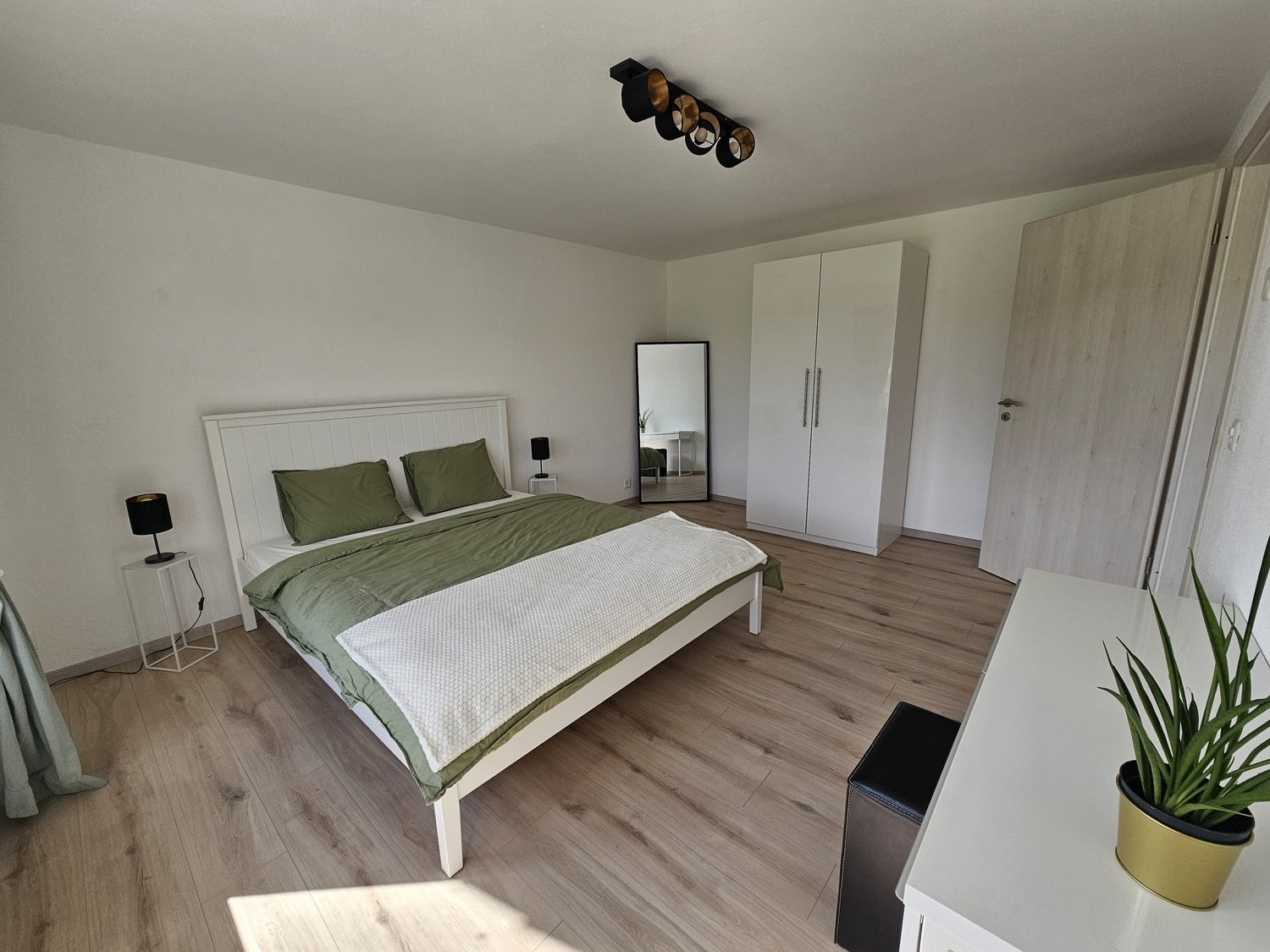4 ½ rooms furnished flat