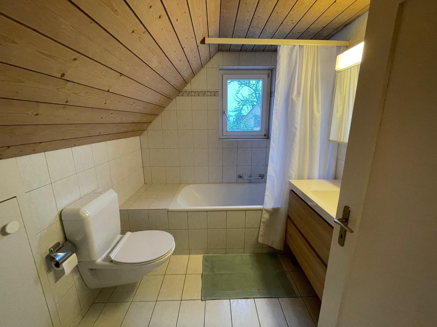 Room in a shared flat, Foto 5 von 7