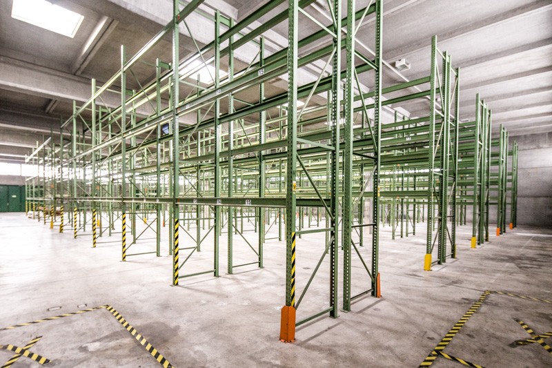 4315m² grande magazzino