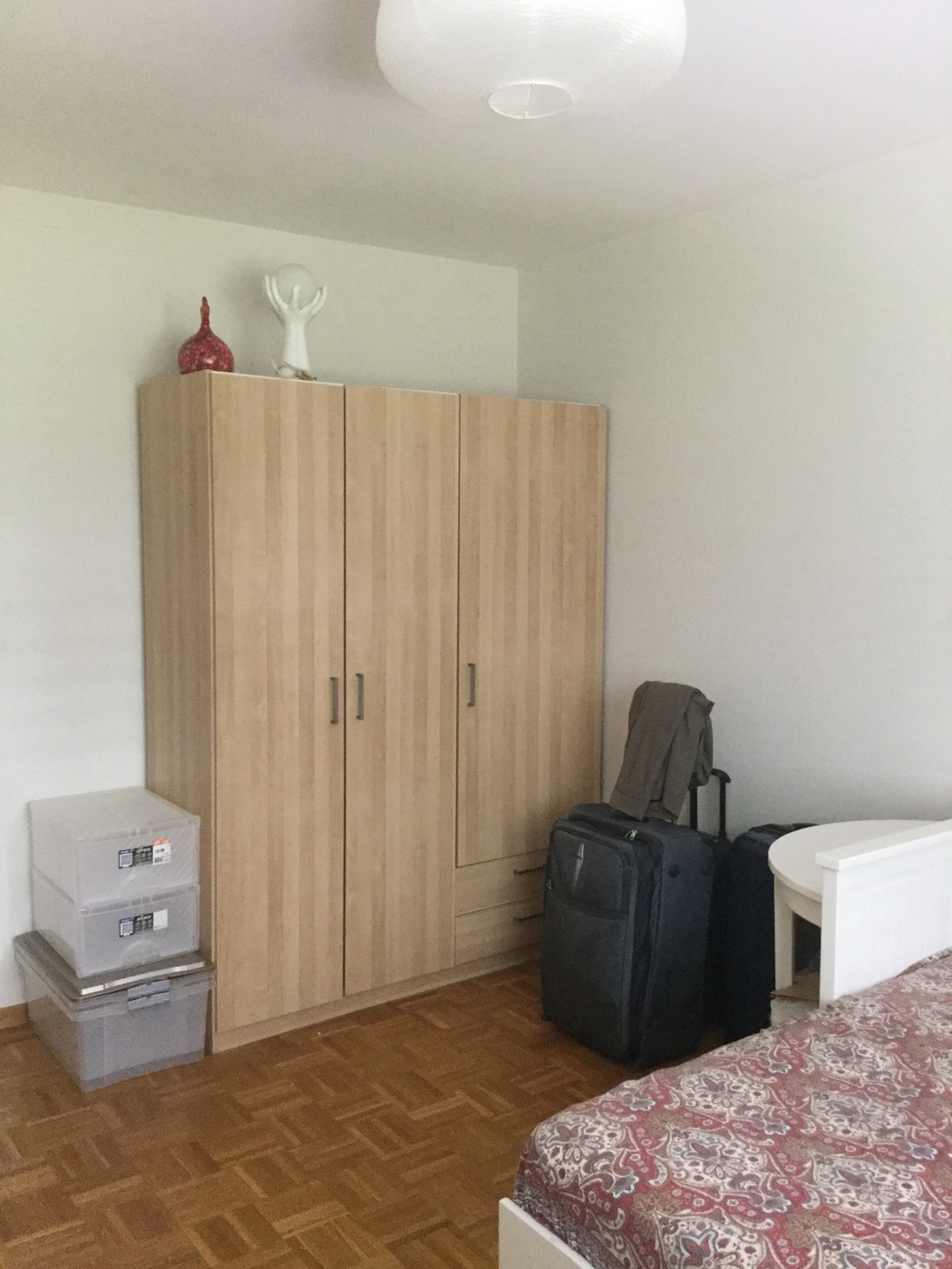 Chambre dans un appartement partagé