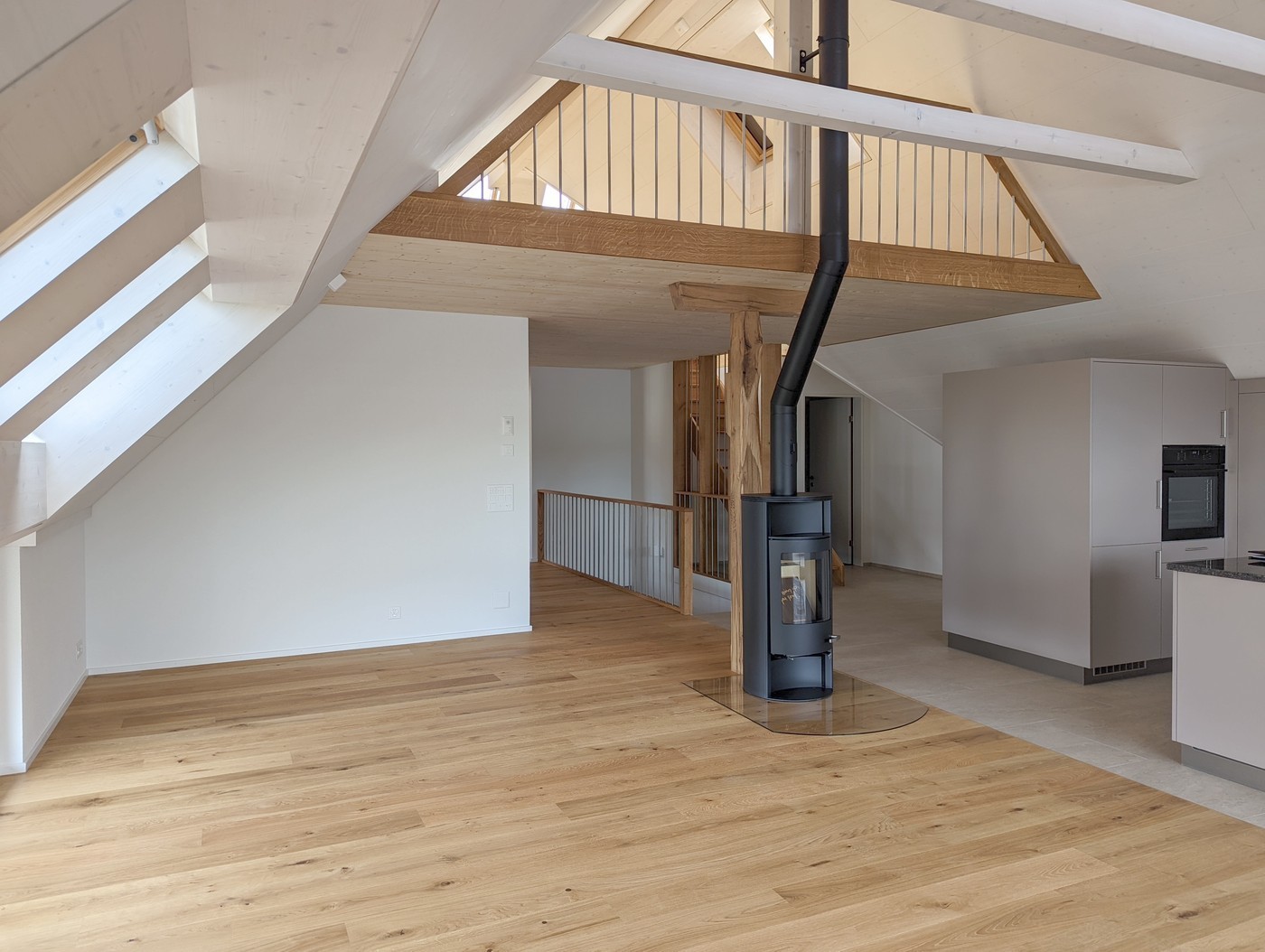 Appartement mansardé de 3 ½ pièces, photo 1 sur 10