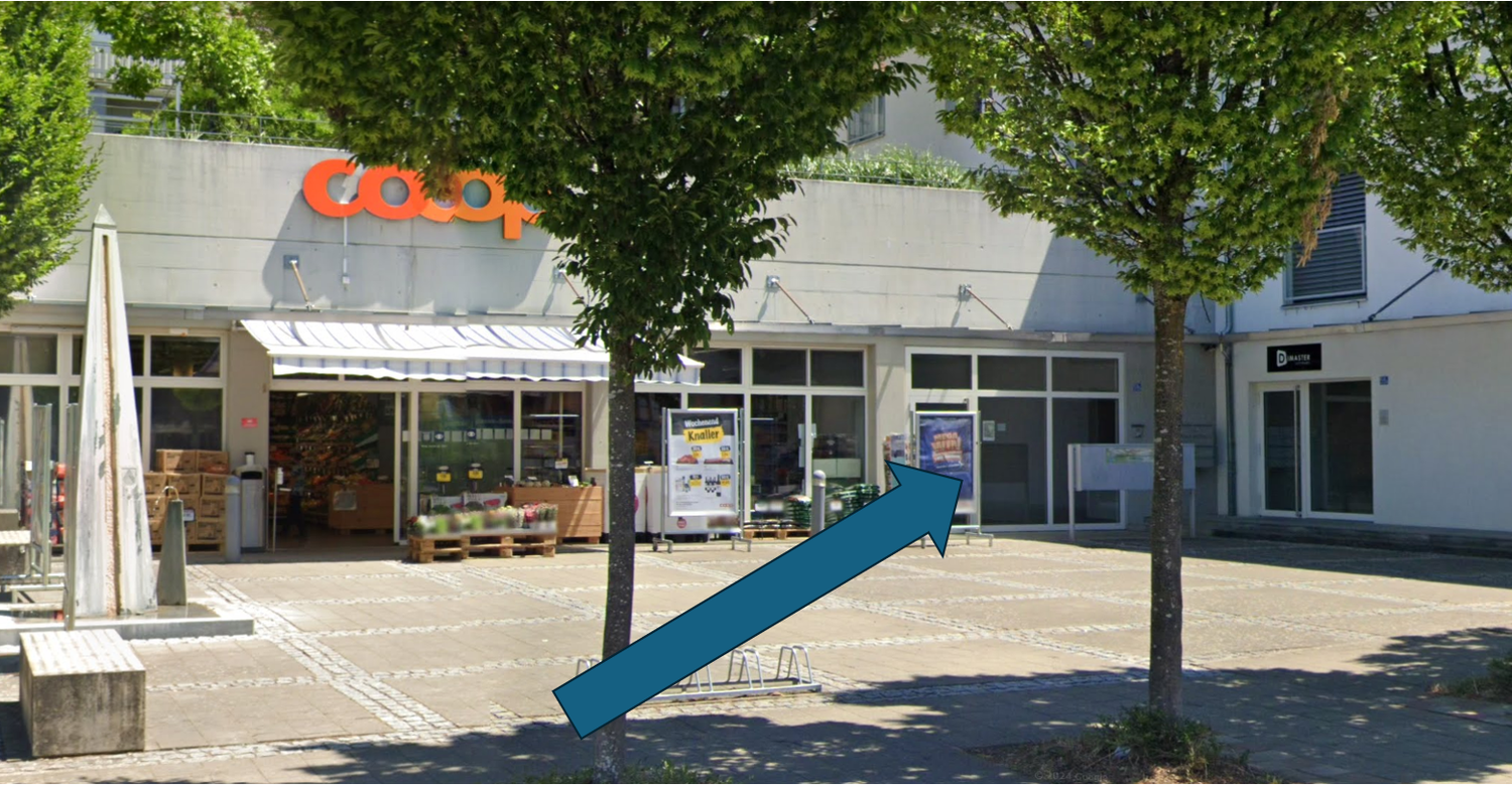 Commercial, Foto 1 von 10