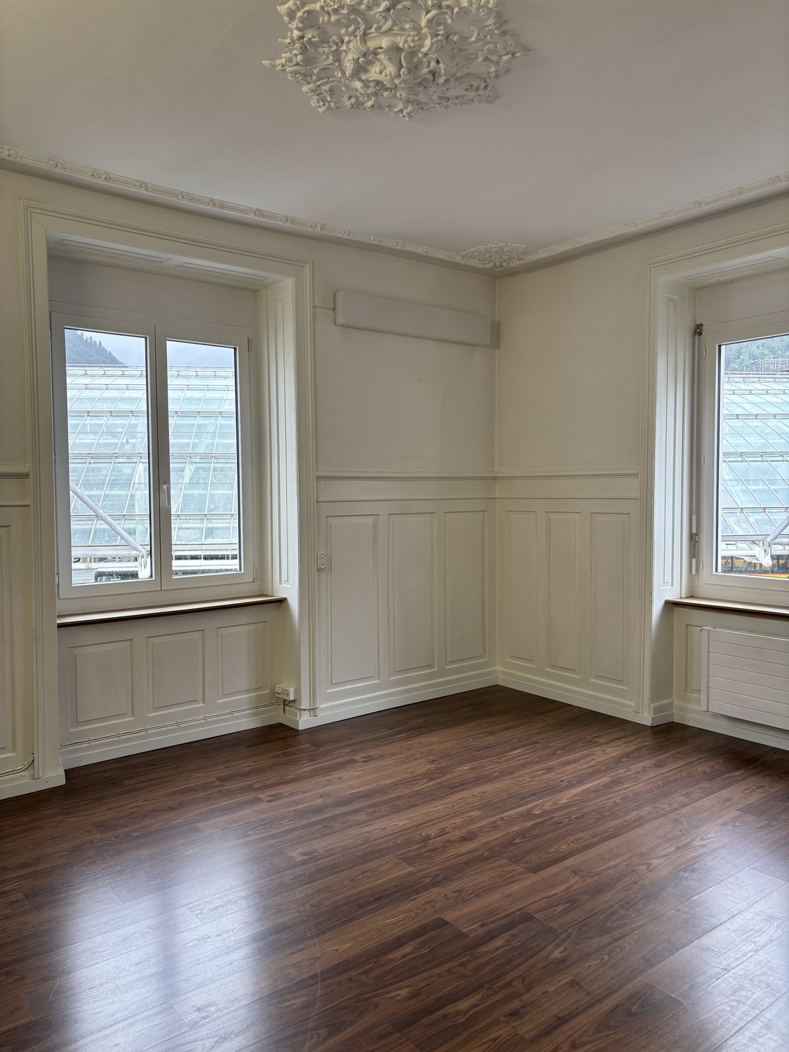 Ufficio di 100m², foto 1 di 10