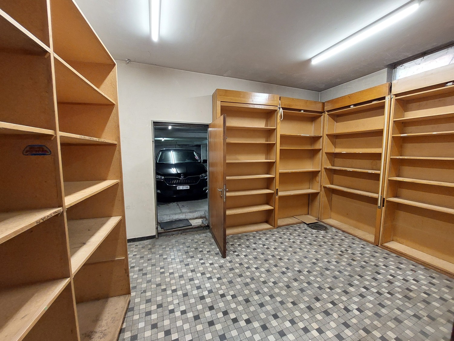 157m² commercial, Foto 8 von 10