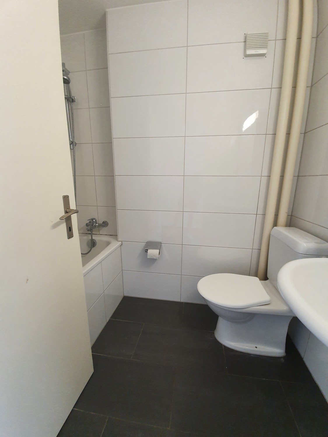 2 rooms apartment, photo 3 of 6