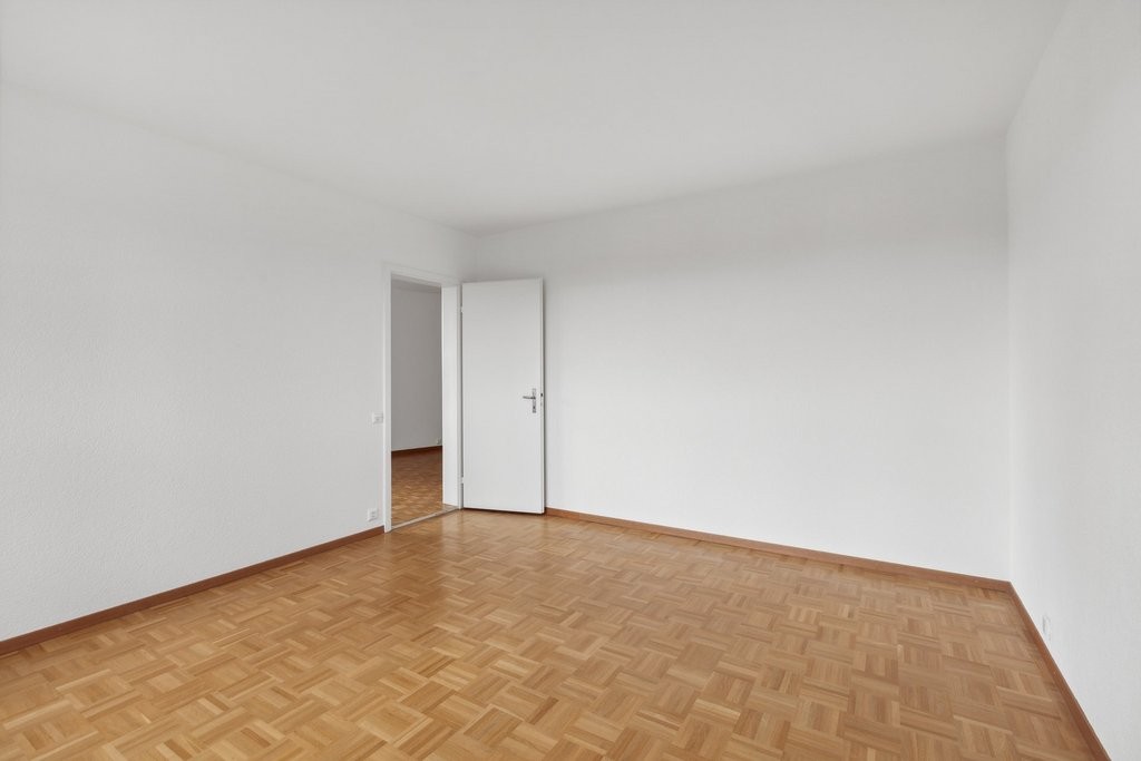5 rooms apartment, photo 3 of 8