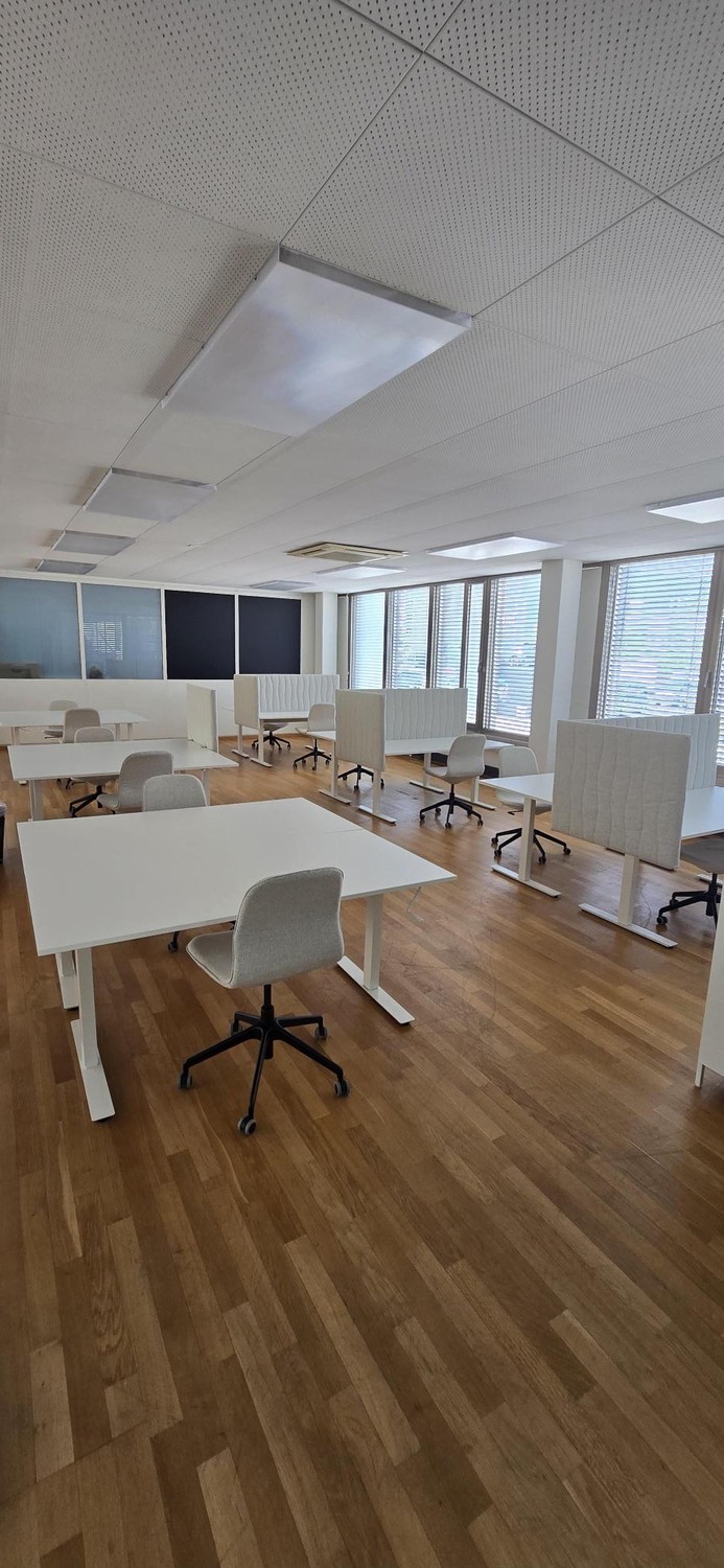 23m² office