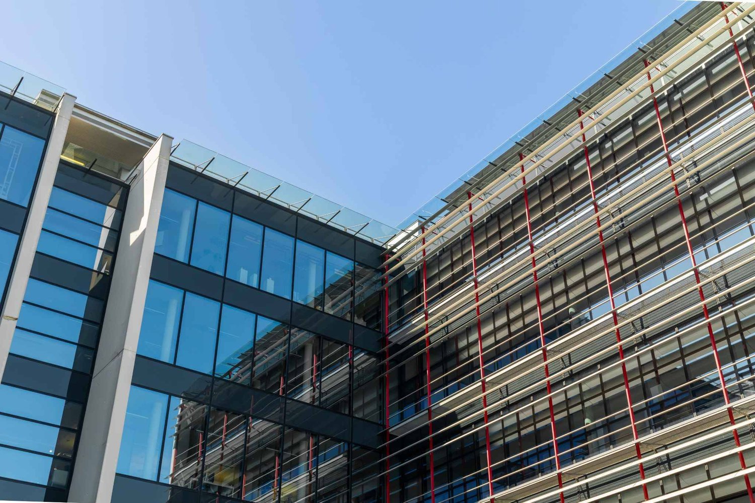 257m² office