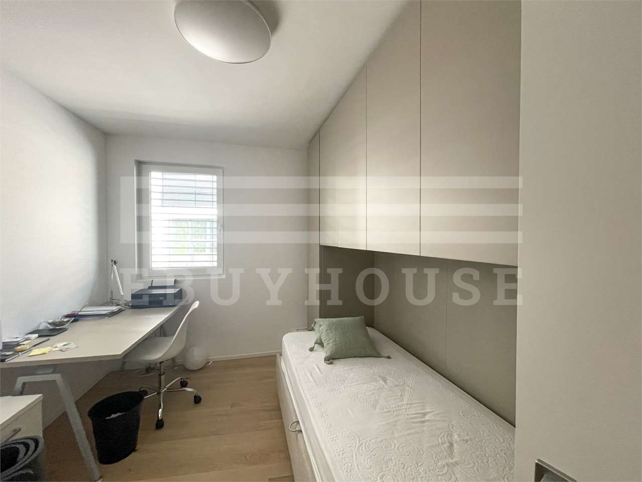 4 ½ Zimmer möblierte Wohnung