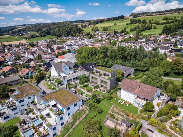 909m² building land