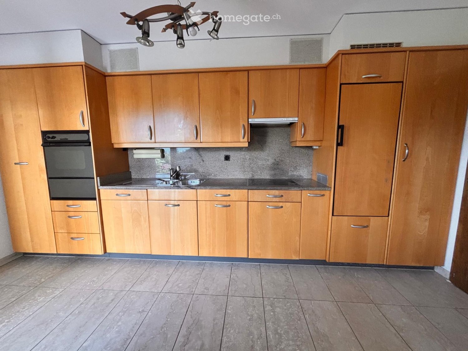 6 rooms single house