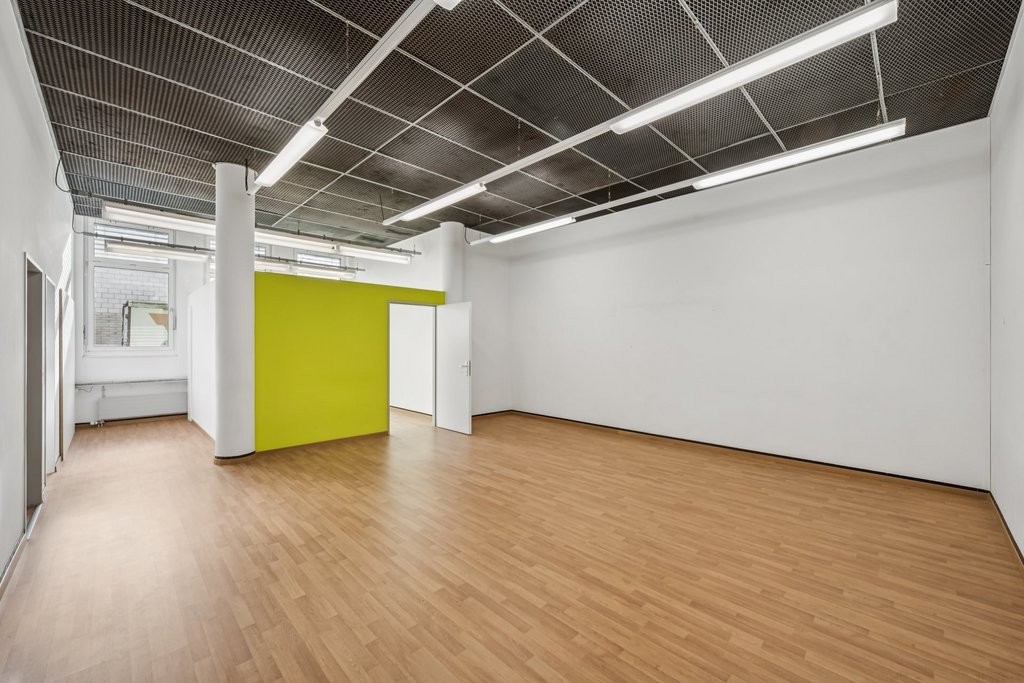 Office, Foto 1 von 9