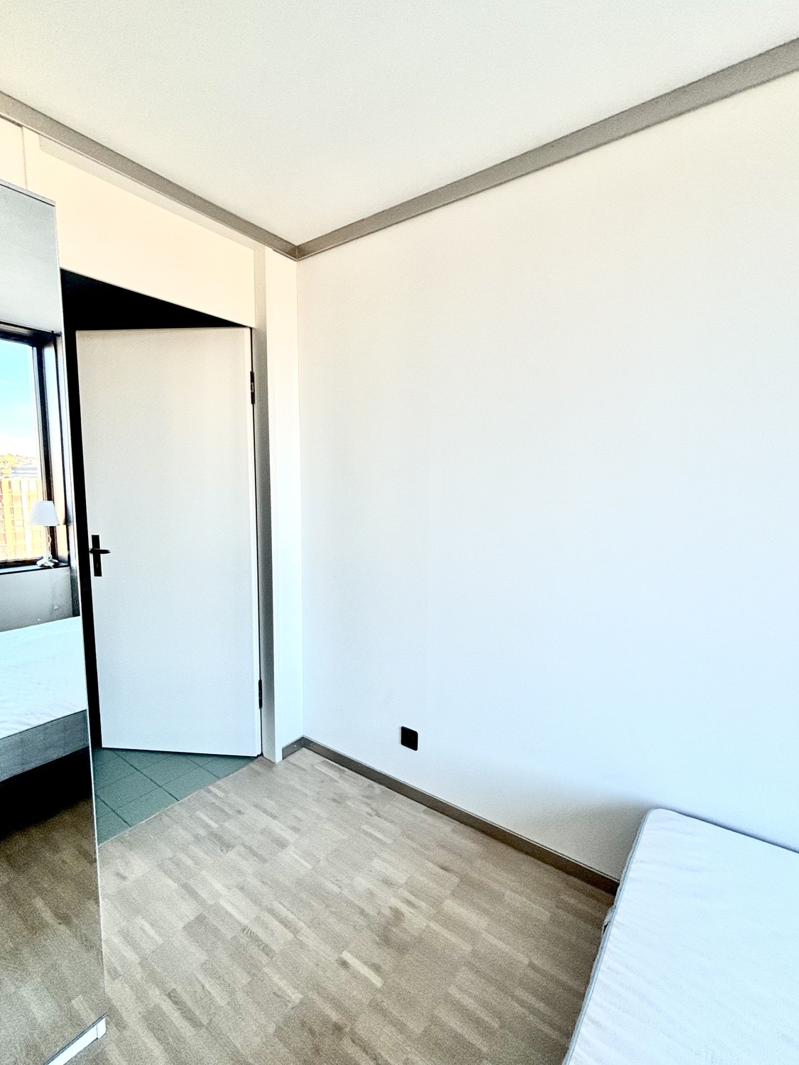 Zimmer in einer Wohngemeinschaft, Foto 3 von 8