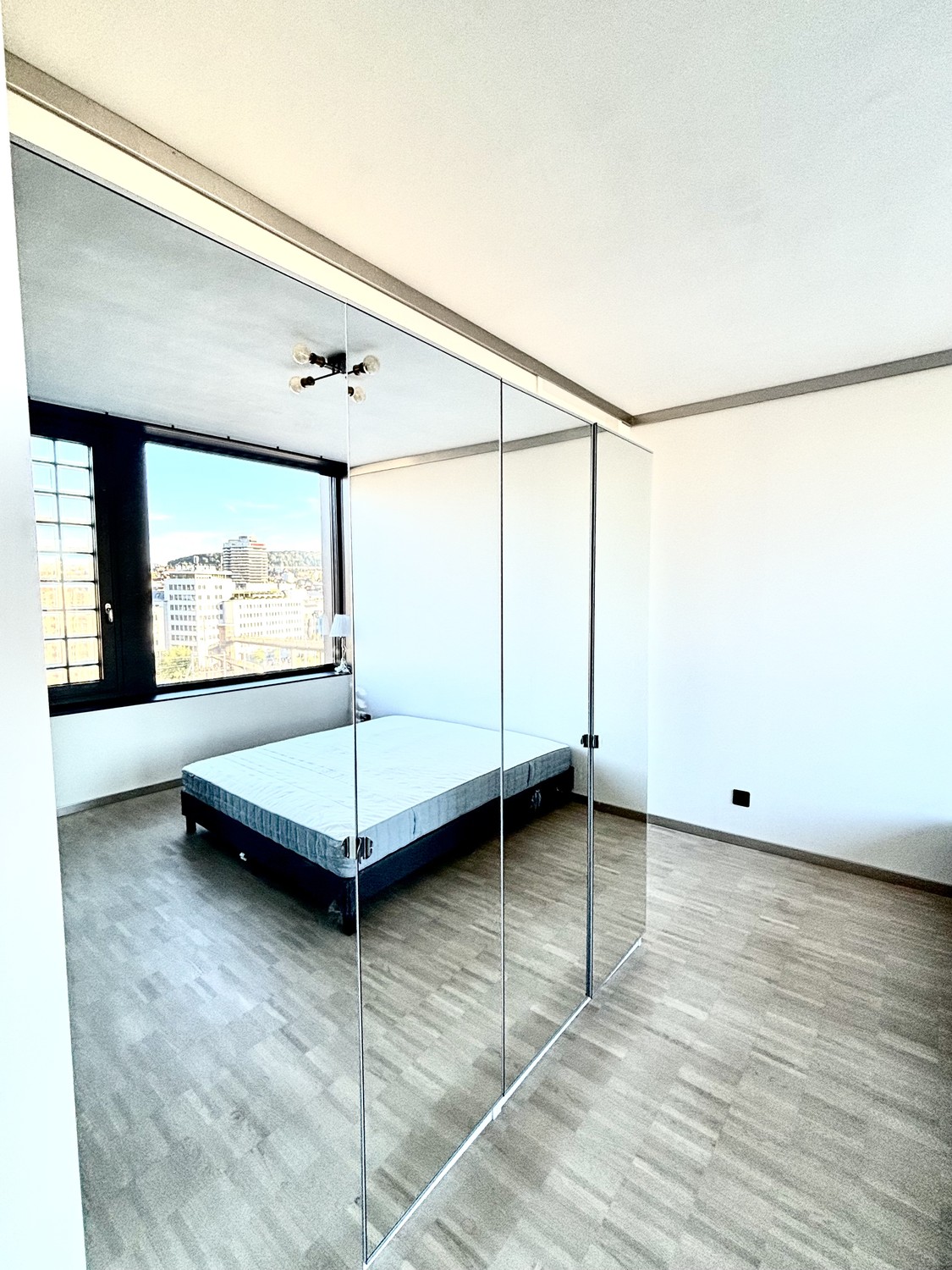 Zimmer in einer Wohngemeinschaft, Foto 1 von 8
