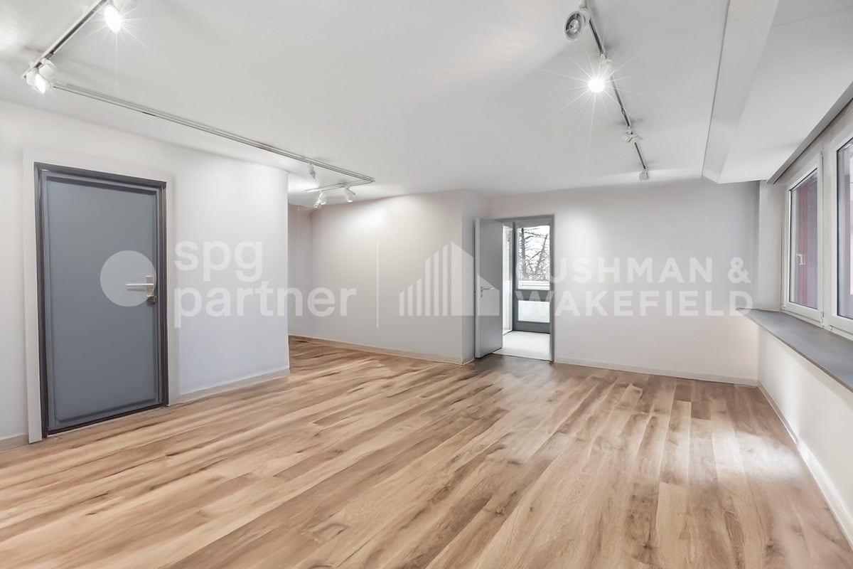 170m² office