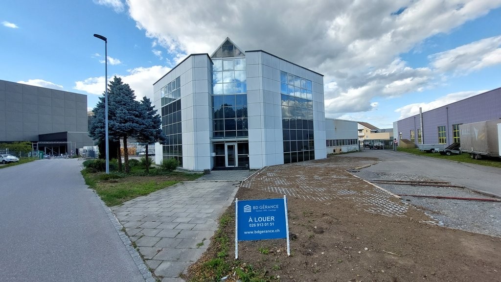 42m² office