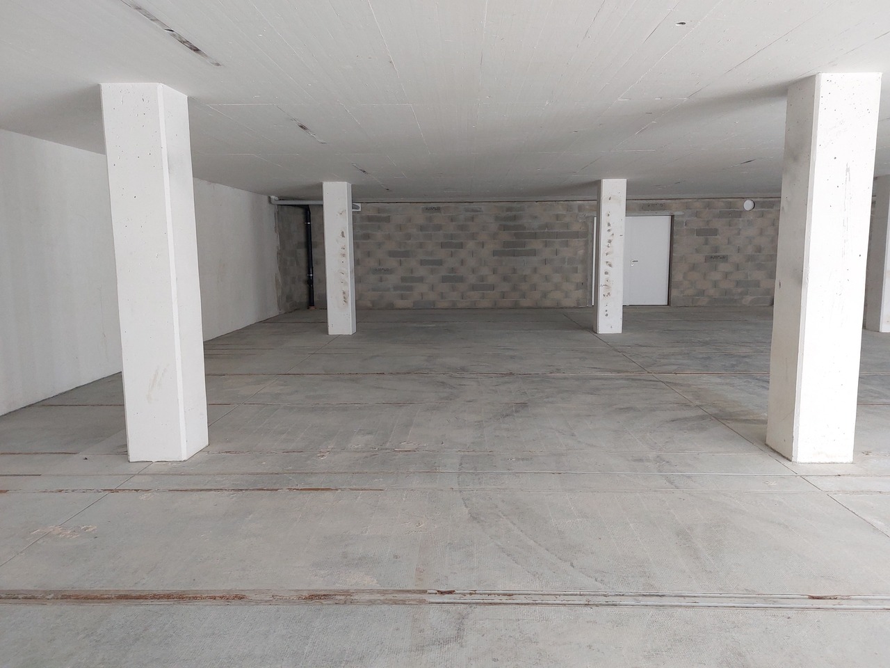 143m² storage room, Foto 2 von 2