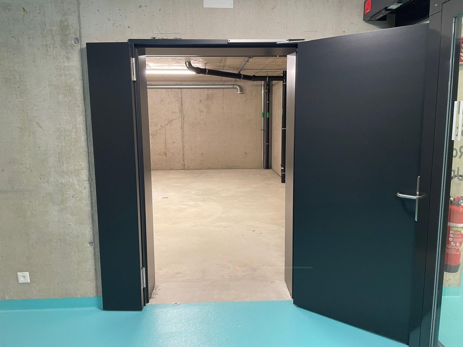 26m² storage room