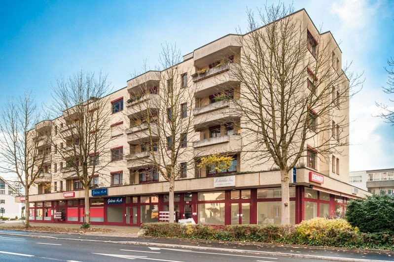 138m² negozio