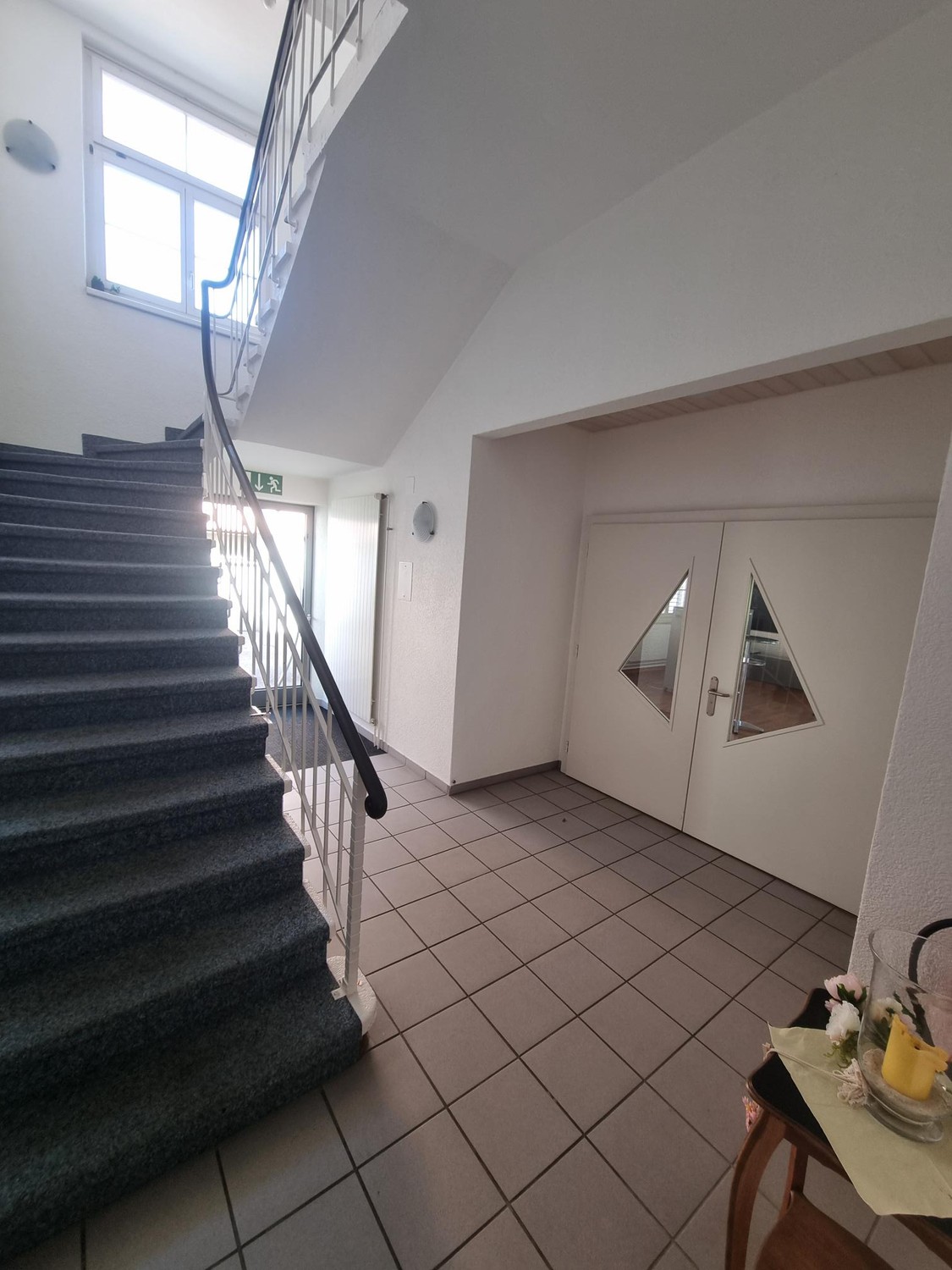 342m² office