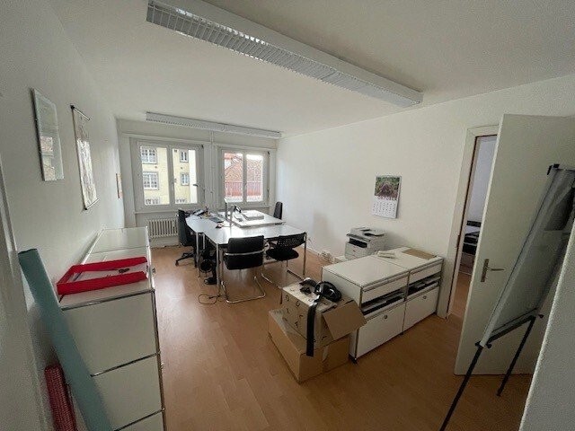 52m² ufficio, foto 2 di 2