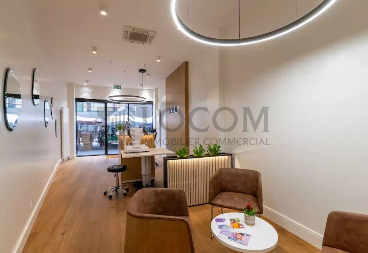 75m² shop, Foto 5 von 10