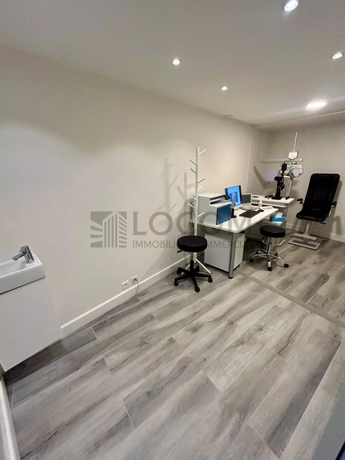 75m² shop, Foto 8 von 10
