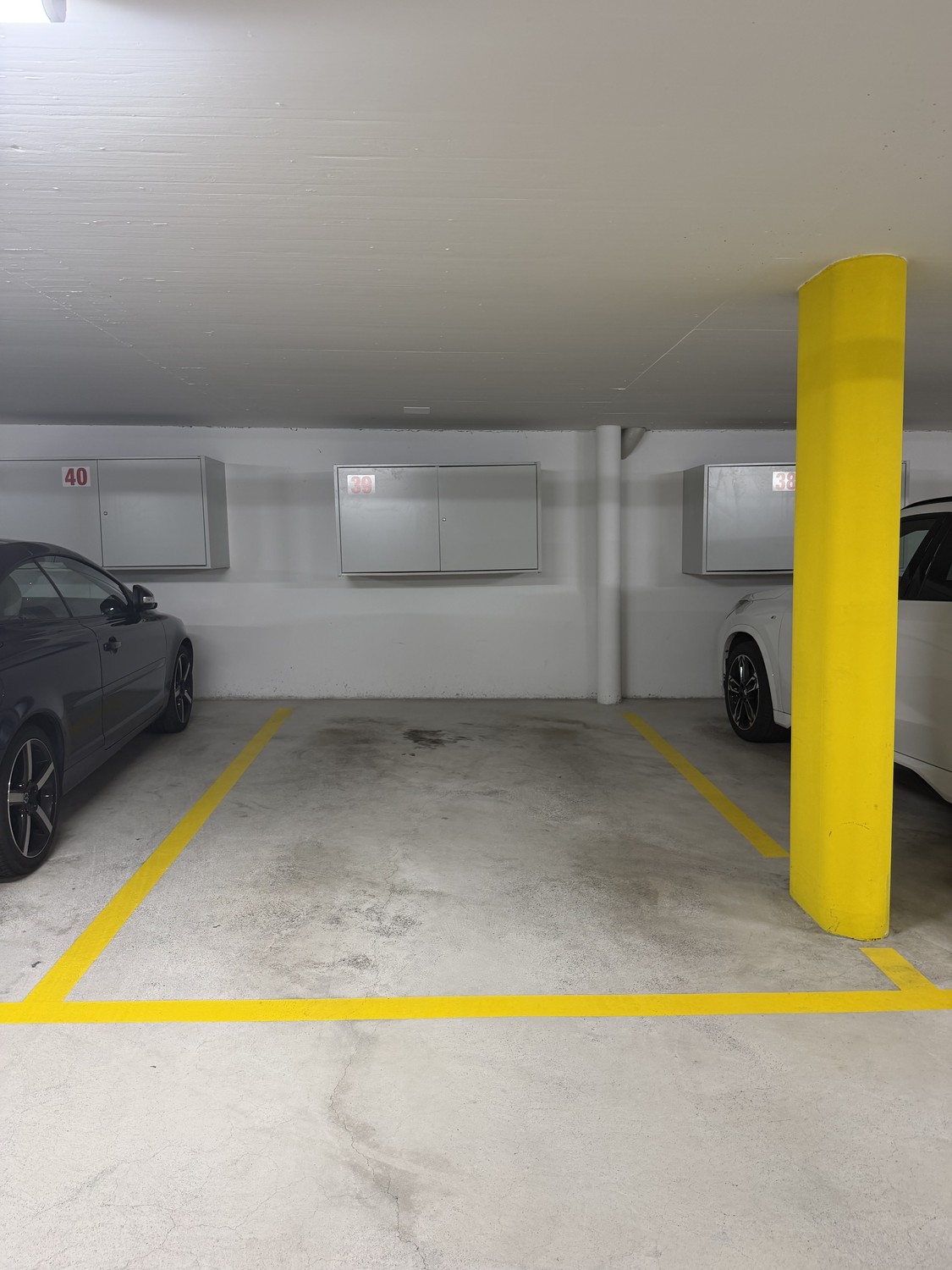 Tiefgaragenplatz, Foto 2 von 3