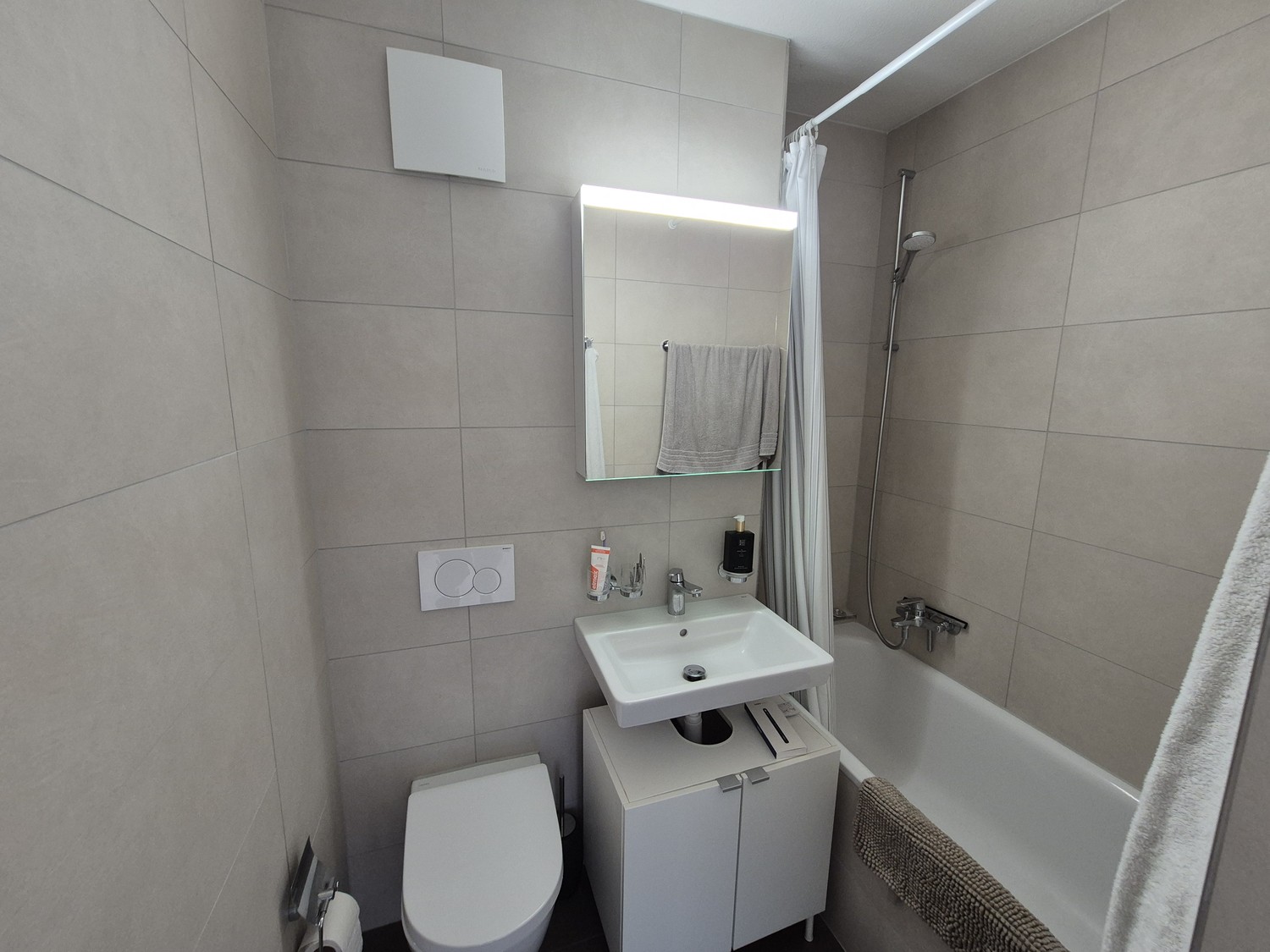 1 room apartment, Foto 6 von 7
