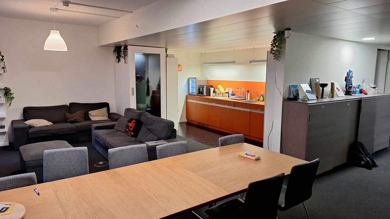 Office, Foto 2 von 4