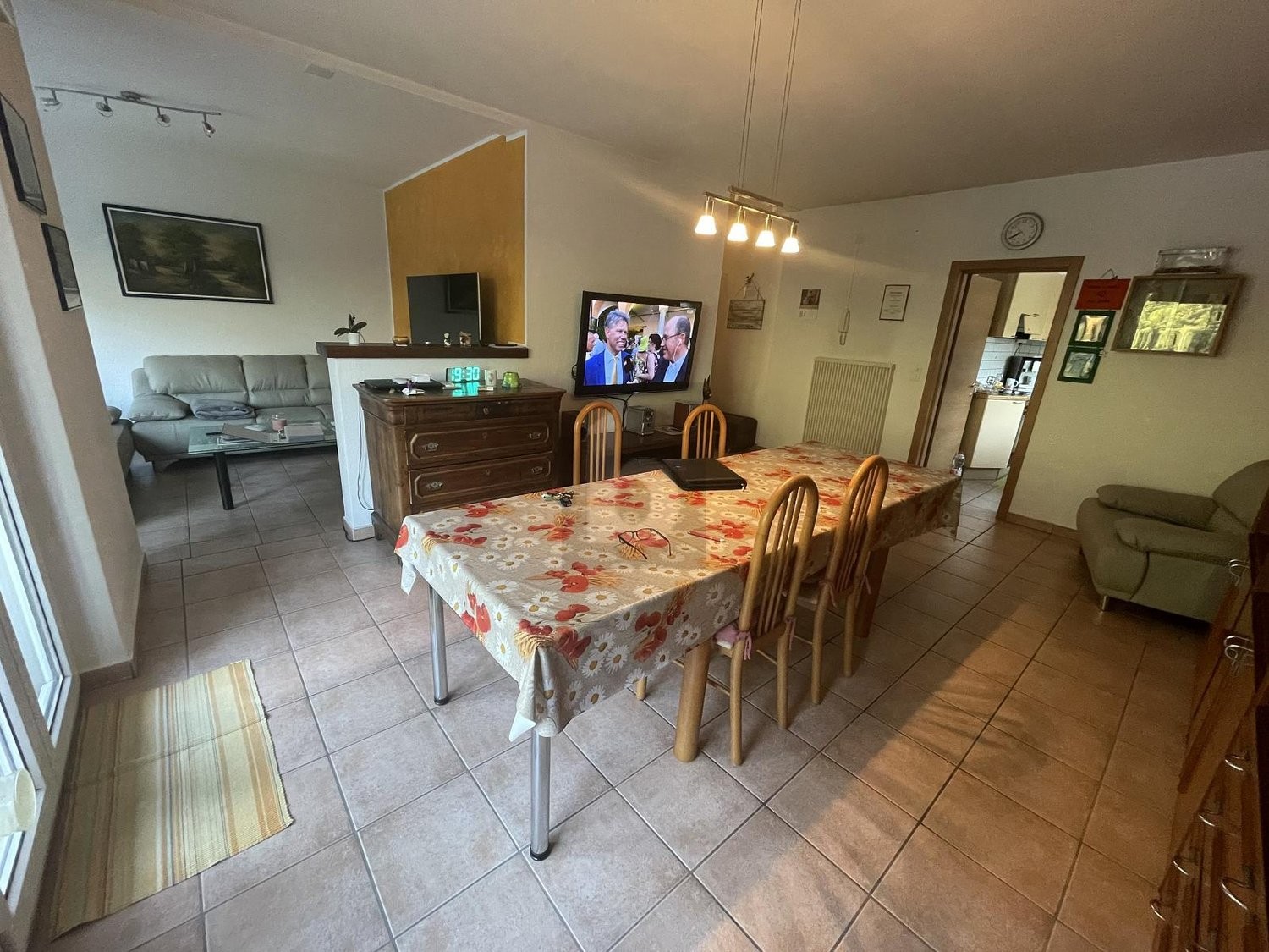 4 ½ Zimmer-Wohnung, Foto 2 von 4