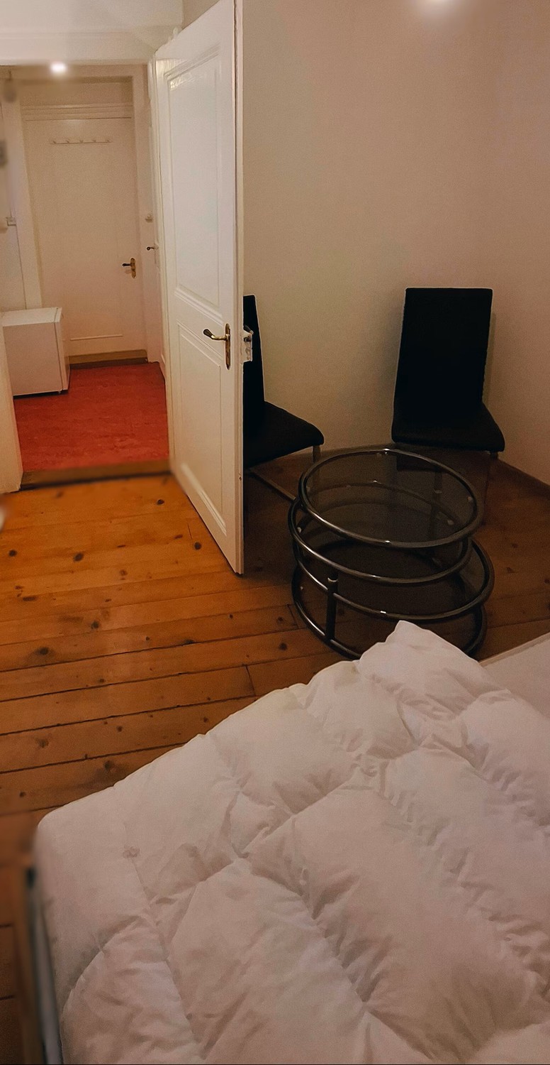 1 room apartment, Foto 3 von 5
