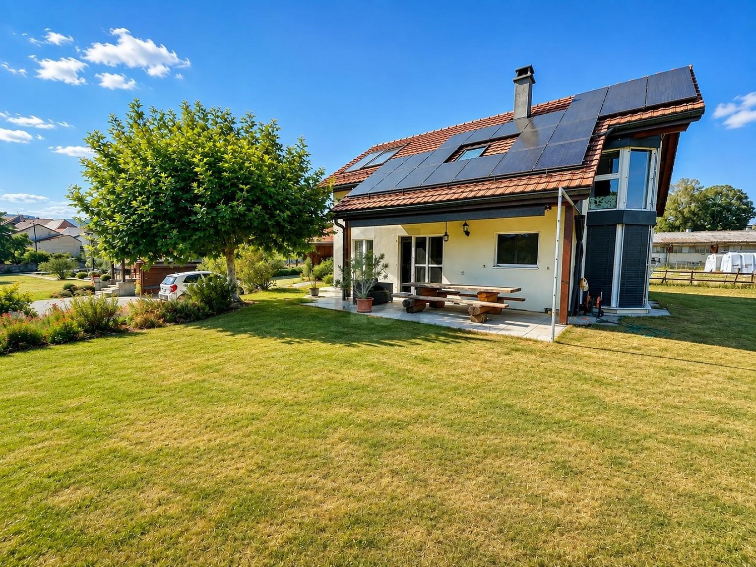 6 ½ Zimmer Einfamilienhaus, Foto 1 von 4