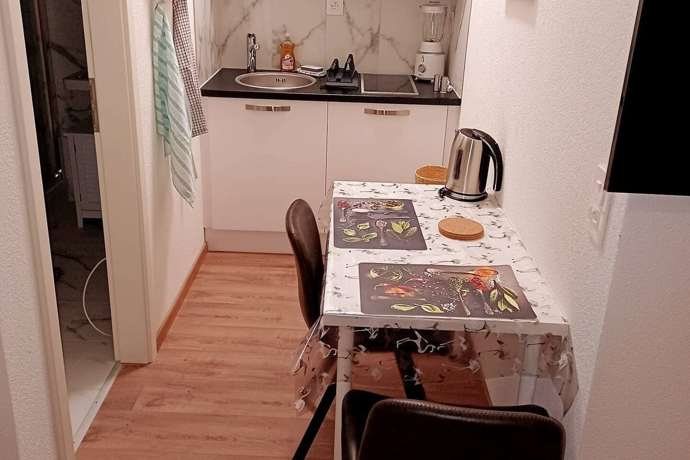 1 Zimmer möbliertes Apartment, Foto 8 von 10