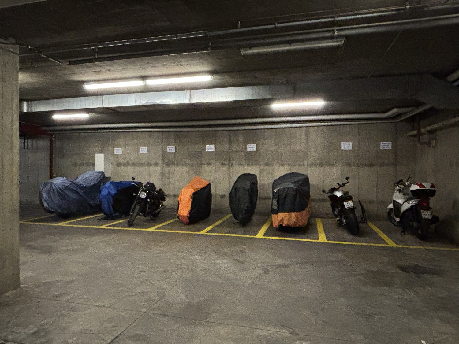 3m² di parcheggio coperto per biciclette, foto 5 di 5