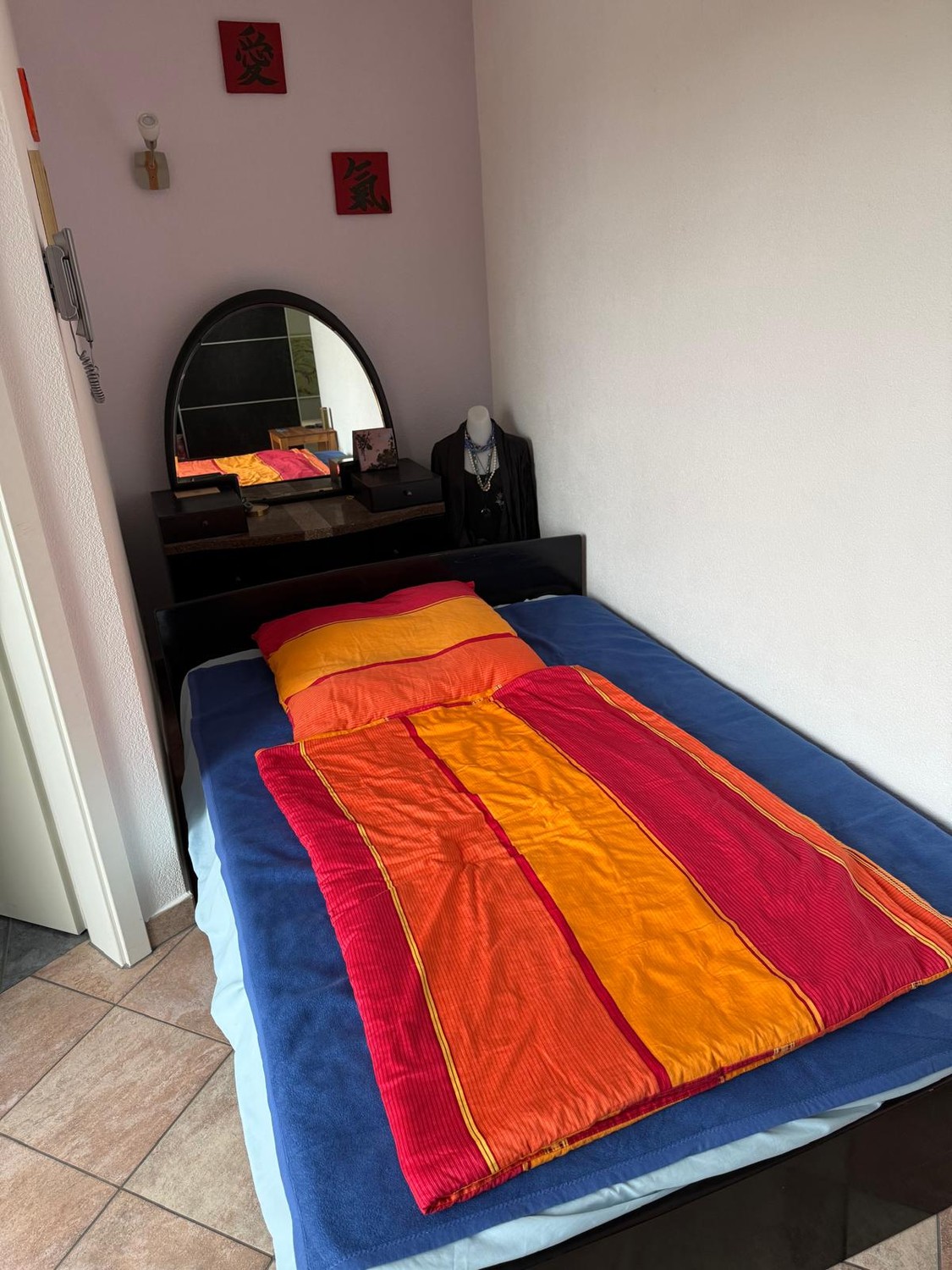 Chambre dans un appartement partagé