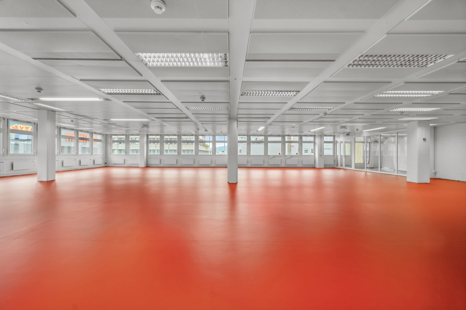 364m² commerciale